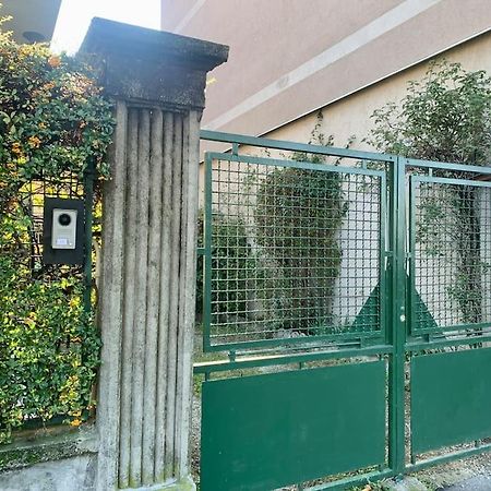 Appartamento Indipendente A Mirafiori Sud Turin Exterior photo